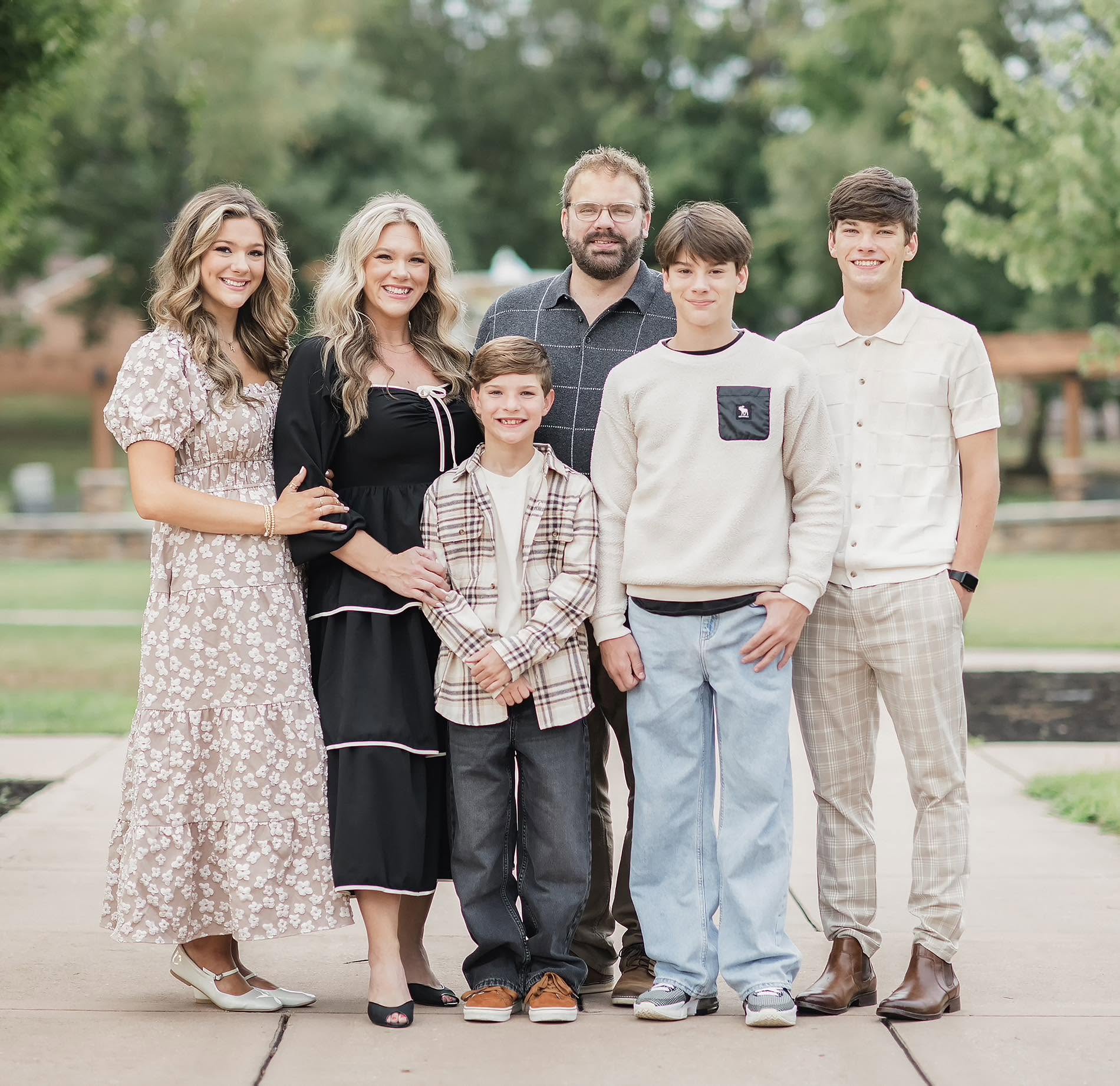 Gallery image 1 - replace src